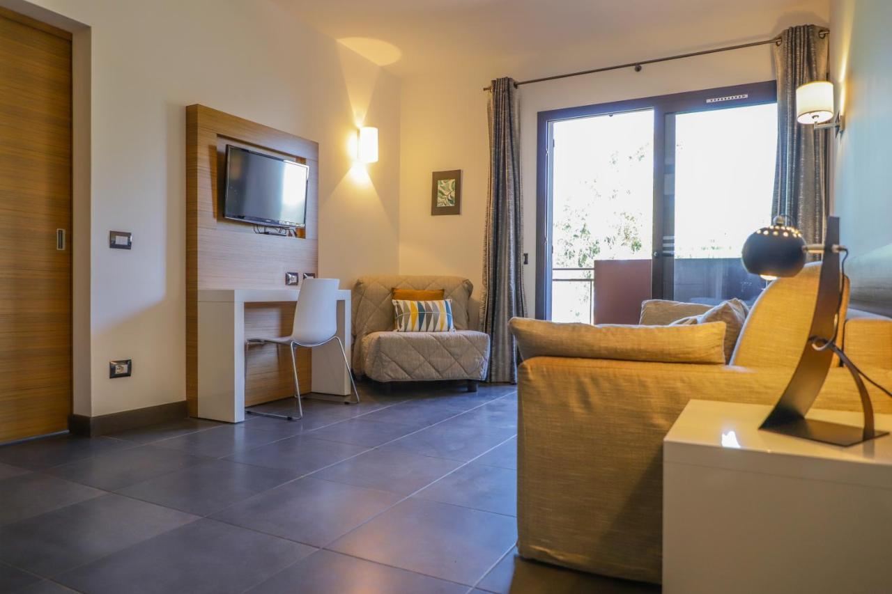 Hotel San Lucianu Moriani Plage Bagian luar foto